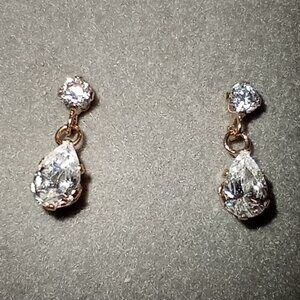 14kt Yellow Gold CZ Drop Earrings